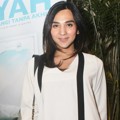 Dena Rachman di Premiere Film 'Ayah Menyayangi Tanpa Akhir'