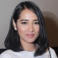Niken Anjani di Premiere Film 'Ayah Menyayangi Tanpa Akhir'