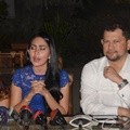Kartika Putri Didampingi Pengacara Lidya Wongsonegoro dan Brian Praneda