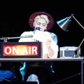 Jonghyun Saat Jawab Pertanyaan Fans