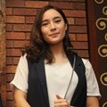 Tatjana Saphira Hadiri Peluncuran Poster Resmi Film 'Negeri Van Oranje'