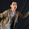 Ernest Prakasa di Konferensi Pers Film 'Ngenest'