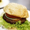 Burger Daging Kobra di Yogyakarta, Berani Coba?