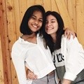Shaloom Razade Bersama Temannya