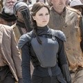 Katniss Everdeen Mengajak Semua Orang Memberontak Terhadap Capitol