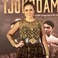 Wulan Guritno Kenakan Gaun Rancangan Ghea Panggabean