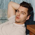 Nicholas Hoult di Majalah Hero 2015