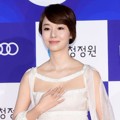 Lee Jung Hyun di Red Carpet Blue Dragon Awards 2015
