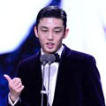 Yoo Ah In Raih Piala Best Leading Actor