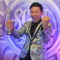 Bahagianya Gading Marten Raih Predikat 'Presenter Paling Ngetop'