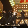 PSY Nyanyikan Lagu Barunya 'DADDY' PSY Nyanyikan Lagu Barunya 'DADDY'