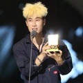 San E Raih Piala Best Rap Performance