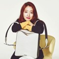 Park Shin Hye Promosikan Tas Ransel Bruno Magli S/S 2016