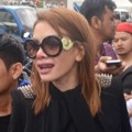Nikita Mirzani Ditemui Seusai Mengisi Acara 'Rumpi' Trans TV