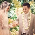 Nabila Syakieb Saat Pasangkan Cincin di Jari Reshwara Argya Radinal