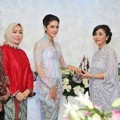 Ibu Reshwara Argya Radinal Berikan Cincin ke Nabila Syakieb