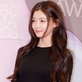 Kim Yoo Jung di Red Carpet MBC Drama Awards 2015