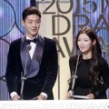 Ji Soo dan Kim Yoo Jung di MBC Drama Awards 2015