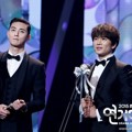 Park Seo Joon dan Ji Sung Raih Piala Best Couple Berkat 'Kill Me Heal Me'