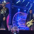 Penampilan Five Minutes di Konser Move On Party 2016