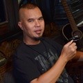 Ahmad Dhani Ditemui di Kediamannya