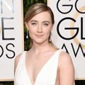 Saoirse Ronan di Red Carpet Golden Globes Awards 2016