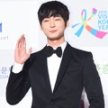 Lee Won Geun di Red Carpet Seoul Music Awards 2016