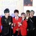 Seventeen Raih Piala Newcomers Award