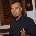 Ahmad Dhani Ditemui di Kediamannya