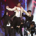 Penampilan SHINee Bawakan Lagu 'Married To The Music'