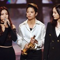 f(x) Raih Penghargaan Bonsang