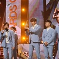 EXO Raih Penghargaan Daesang