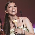 Cassandra Lee Diganjar Dua Penghargaan di Infotainment Awards 2016