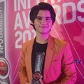 Aliando Hadir di Infotainment Awards 2016