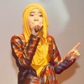 Tiffany Kenanga Saat Rilis Single 'Jangan Bersedih'
