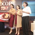 Maudy Koesnaedi di Acara Peluncuran Lotte Choco Pie