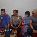 Chika Jessica dan Deddy Corbuzier Gelar Konferensi Pers