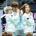 Lucunya Jeonghan, Woozi dan Mingyu Seventeen di 'Idol Star Athletics Championships 2016'