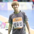 Yoseob Beast Saat Pertandingan Futsal 'Idol Star Athletics Championships 2016'