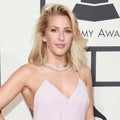 Ellie Goulding di Red Carpet Grammy Awards 2016