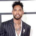 Miguel di Red Carpet Grammy Awards 2016