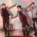 EXO Saat Bawakan Lagu 'Call Me Baby'