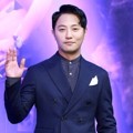 Jin Goo di Jumpa Pers Drama 'Descendants of the Sun'