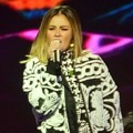Agnes Monica di Mega Konser Fantastic Four
