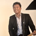 Posan Tobing Syuting Video Klip 'Pantun Cinta 100 Persen'