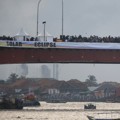 Ramainya Jembatan Ampera Saat Sambut Gerhana Matahari Total 2016