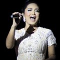 Krisdayanti Tampil di '1001 Kisah 23 Tahun ANTV'
