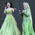 Duet Krisdayanti dan Elvy Sukaesih Merihakan di '1001 Kisah 23 Tahun ANTV'