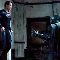 Batman Bersiap Melawan Superman di Film 'Batman v Superman: Dawn of Justice'