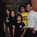 Keluarga Ferry Salim di Premier Film 'Beauty and The Best'